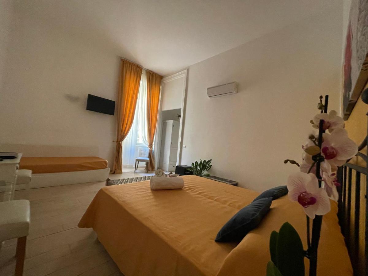 Ad Cavour Luxury Rooms - By Ad Roma Exteriér fotografie