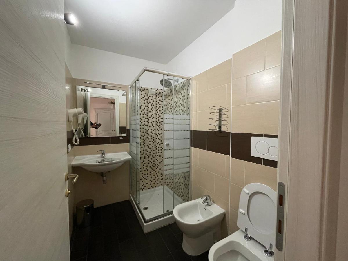 Ad Cavour Luxury Rooms - By Ad Roma Exteriér fotografie