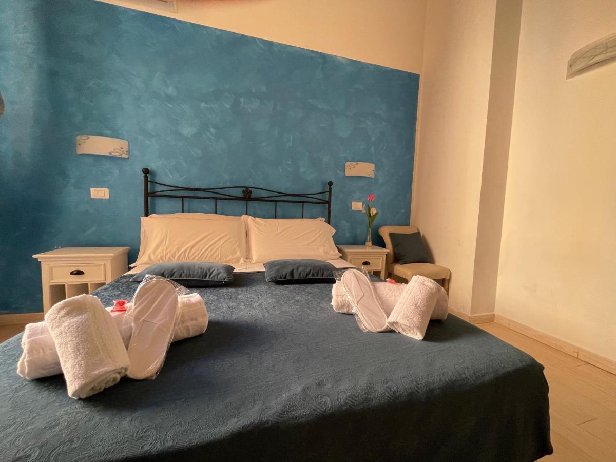 Ad Cavour Luxury Rooms - By Ad Roma Exteriér fotografie
