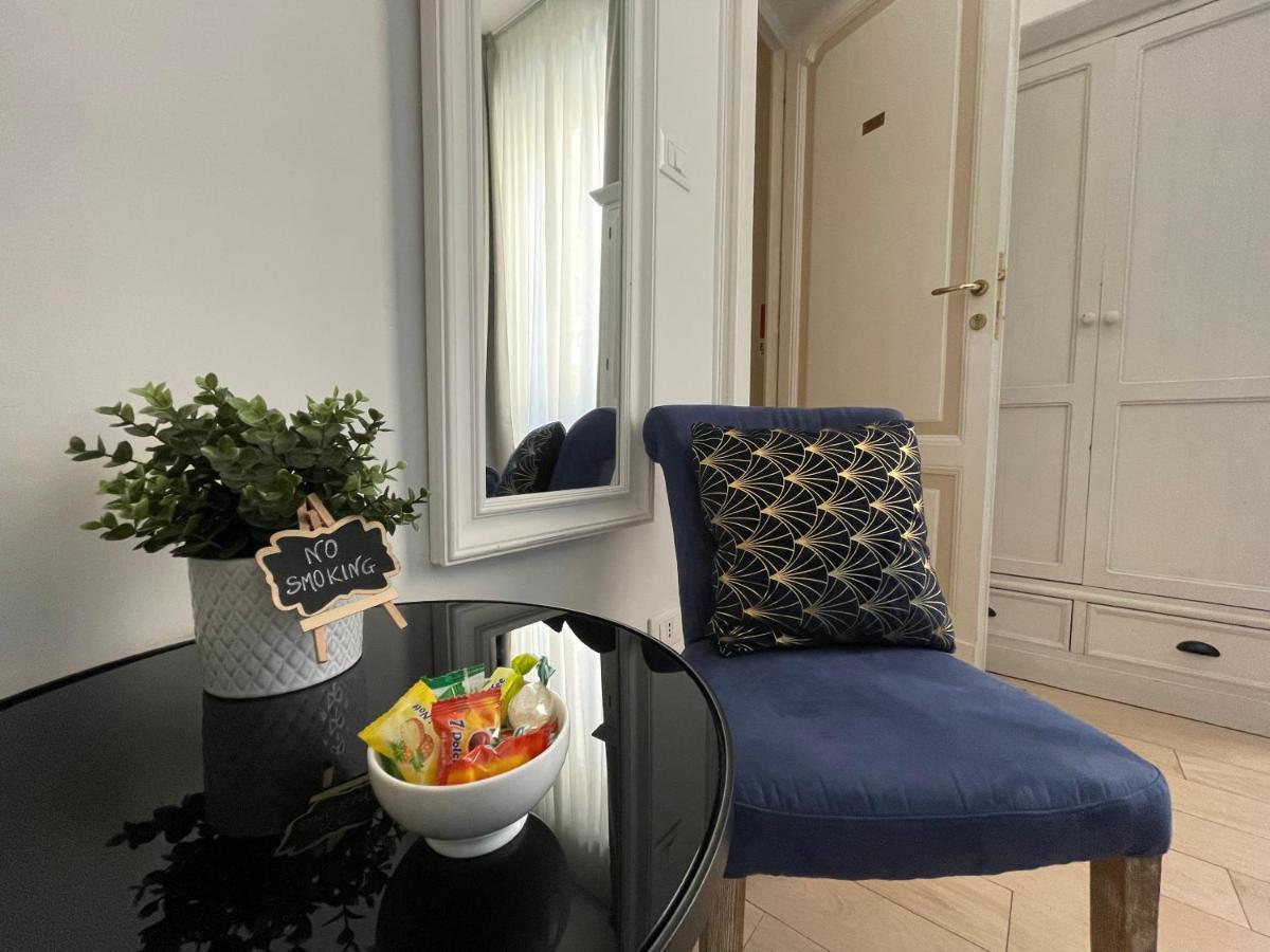 Ad Cavour Luxury Rooms - By Ad Roma Exteriér fotografie