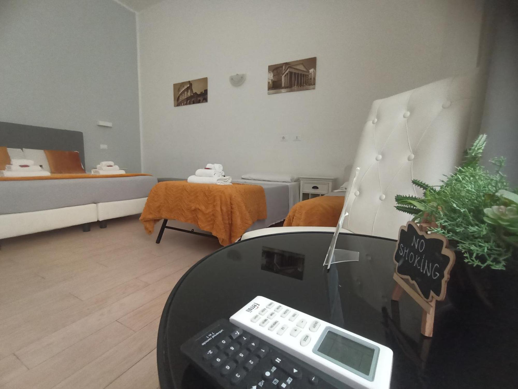 Ad Cavour Luxury Rooms - By Ad Roma Pokoj fotografie